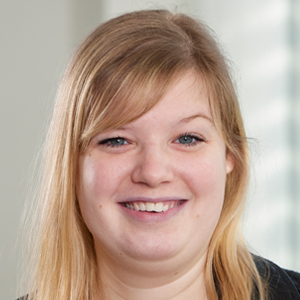  Lisa Schlüß